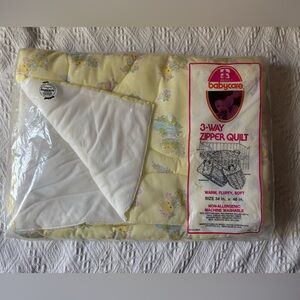 Vintage Yellow 3-Way Zipper Quilt baby. Mervyns 1980’s. New in original package